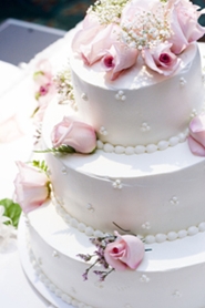 beautiful wedding cake with pink roses